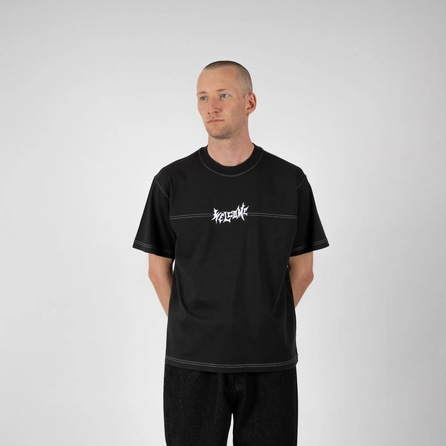 Vamp Boxy Contrast Stitch Football Knit - Image 4